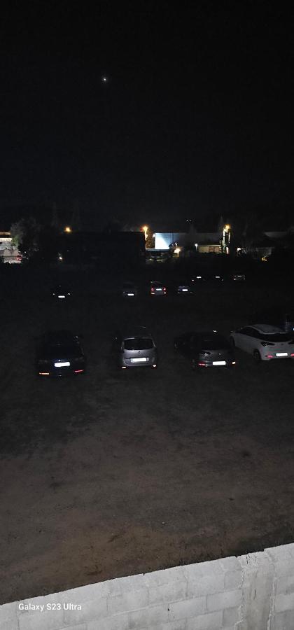 Ekonomic Apartmani Golubovci Kültér fotó